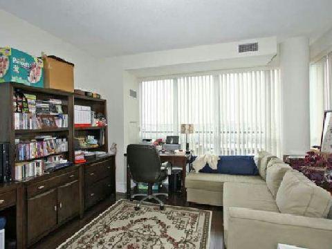 lph9 - 50 Clegg Rd, Condo with 2 bedrooms, 2 bathrooms and 2 parking in Markham ON | Image 7