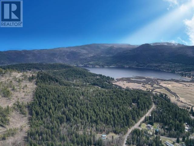7220 Summit Road, House detached with 4 bedrooms, 2 bathrooms and null parking in Cariboo H BC | Image 3