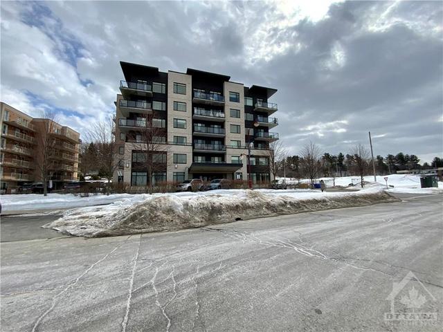 509 - 310 Centrum Boulevard, Condo with 2 bedrooms, 2 bathrooms and 1 parking in Ottawa ON | Image 1