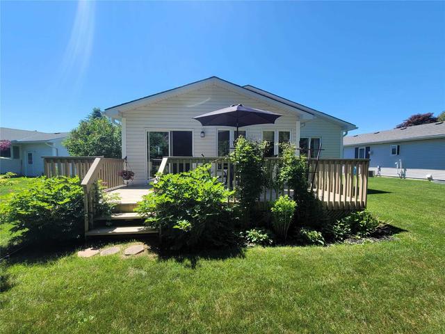 21 St James Pl, House detached with 2 bedrooms, 2 bathrooms and 3 parking in Wasaga Beach ON | Image 22