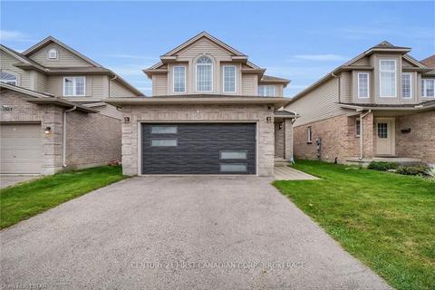 1521 Green Gables Rd, London, ON, N6M0A6 | Card Image
