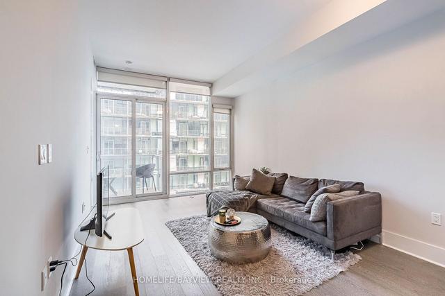 820 - 29 Queens Quay E, Condo with 1 bedrooms, 2 bathrooms and 1 parking in Toronto ON | Image 37