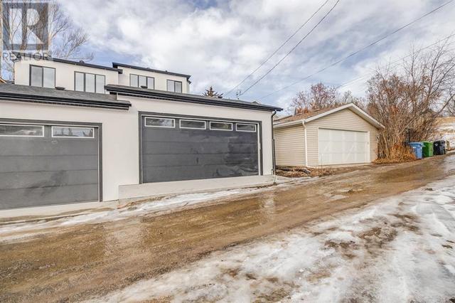 928 33a Street Nw, House semidetached with 4 bedrooms, 3 bathrooms and 2 parking in Calgary AB | Image 40