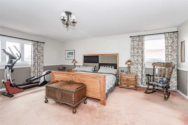 1020 Glenashton Dr, House detached with 4 bedrooms, 3 bathrooms and 6 parking in Oakville ON | Image 10