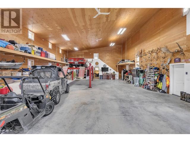 6173 Highway 6, House detached with 4 bedrooms, 3 bathrooms and 2 parking in Central Kootenay H BC | Image 31
