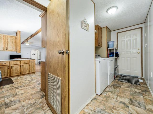 66 - 2715 Westside Drive W, Home with 3 bedrooms, 2 bathrooms and 2 parking in Lethbridge AB | Image 21