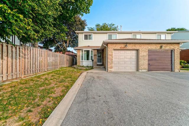 1551 Corkstone Gl, House semidetached with 4 bedrooms, 3 bathrooms and 5 parking in Mississauga ON | Image 32