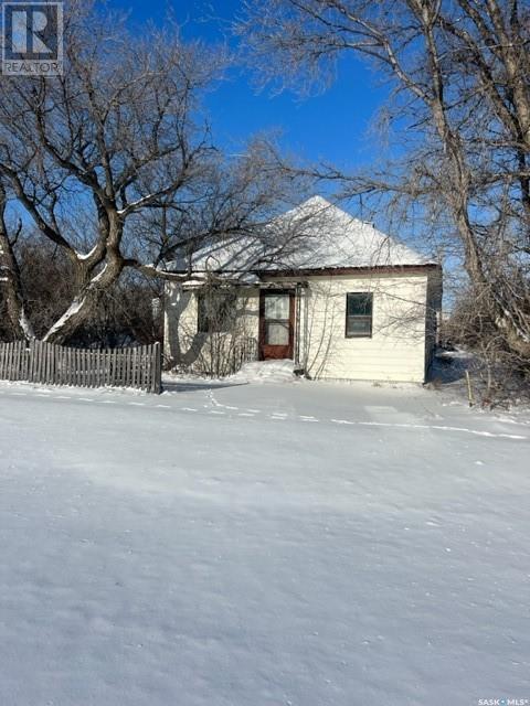212 2nd Avenue, House detached with 0 bedrooms, 0 bathrooms and null parking in Tessier SK | Image 2