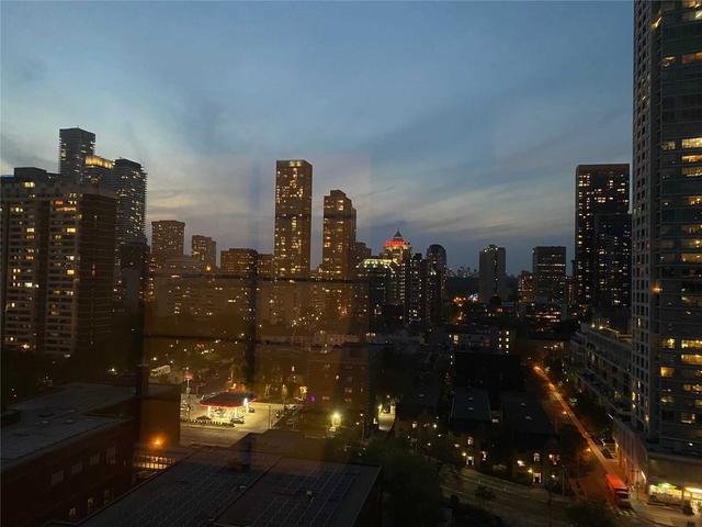 1903 - 15 Maitland Pl, Condo with 1 bedrooms, 1 bathrooms and 1 parking in Toronto ON | Image 12