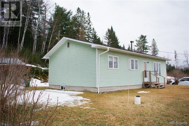 6608 Route 8, House detached with 3 bedrooms, 1 bathrooms and null parking in Upper Miramichi NB | Image 3