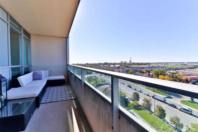 1014 - 1055 Southdown Rd, Condo with 2 bedrooms, 2 bathrooms and 1 parking in Mississauga ON | Image 14
