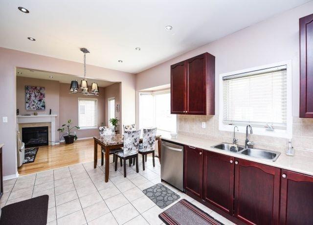 225 Valleyway Dr, House detached with 4 bedrooms, 5 bathrooms and 4 parking in Brampton ON | Image 8