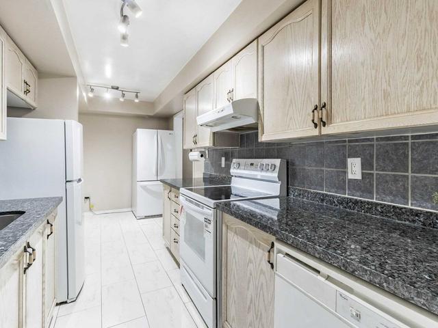 203 - 72 Sidney Belsey Cres, Townhouse with 3 bedrooms, 2 bathrooms and 1 parking in Toronto ON | Image 8