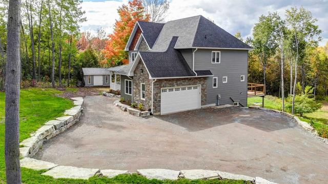 2638 Burnham Line, House detached with 4 bedrooms, 4 bathrooms and 7 parking in Otonabee South Monaghan ON | Image 24
