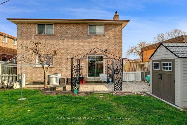 34 St Georges Blvd, House detached with 4 bedrooms, 3 bathrooms and 6 parking in Toronto ON | Image 32