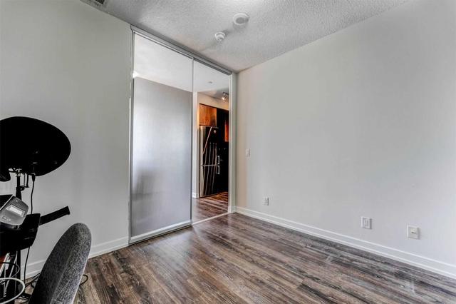 706 - 200 Sackville St, Condo with 2 bedrooms, 1 bathrooms and 1 parking in Toronto ON | Image 11