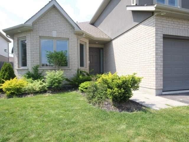 35 Agincourt Cres, House detached with 3 bedrooms, 3 bathrooms and 4 parking in St. Catharines ON | Image 3