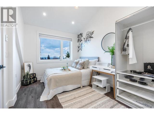 8032 Shaughnessy Street, House detached with 4 bedrooms, 4 bathrooms and 1 parking in Vancouver BC | Image 11