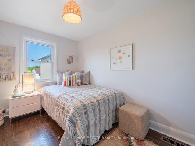 337 Blantyre Ave, House semidetached with 3 bedrooms, 2 bathrooms and 2 parking in Toronto ON | Image 21