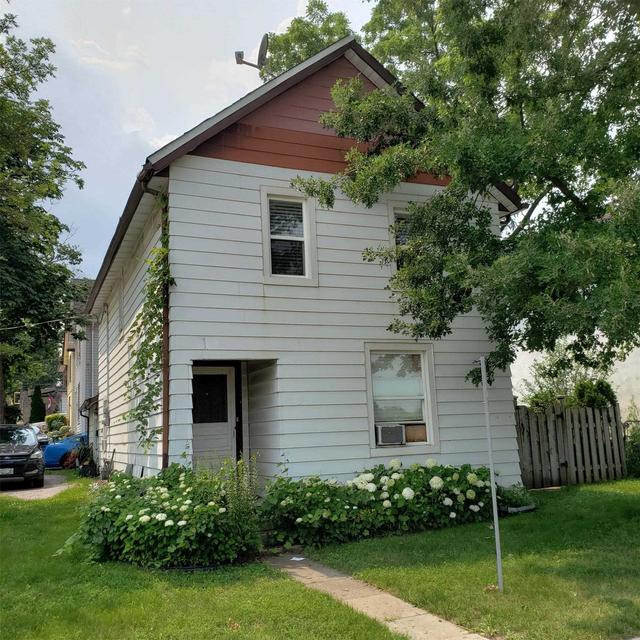 461 Ontario St, House detached with 2 bedrooms, 2 bathrooms and 3 parking in Newmarket ON | Image 1