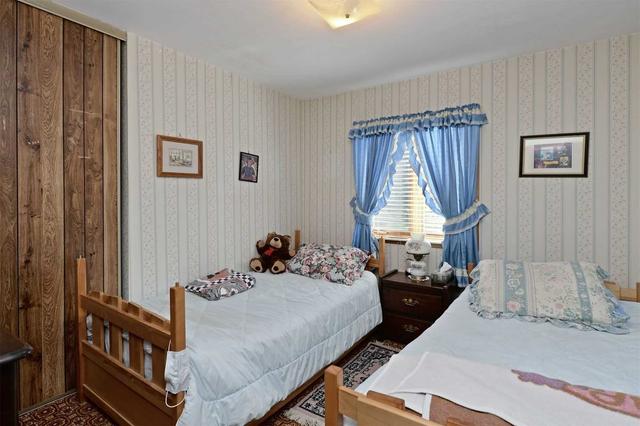 1936 Fairport Rd, House detached with 4 bedrooms, 2 bathrooms and 14 parking in Pickering ON | Image 5