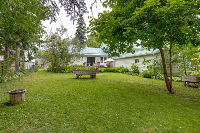 2 Orchard Ave, House detached with 3 bedrooms, 2 bathrooms and 8 parking in Cobourg ON | Image 12