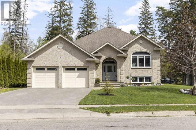 4 Parkdale Dr, House detached with 4 bedrooms, 3 bathrooms and null parking in Sault Ste. Marie ON | Card Image