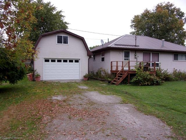 16 Beverly Drive, House detached with 3 bedrooms, 1 bathrooms and 4 parking in Haldimand County ON | Image 3