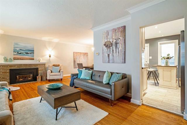22 Cranleigh Crt, House detached with 3 bedrooms, 2 bathrooms and 10 parking in Toronto ON | Image 37