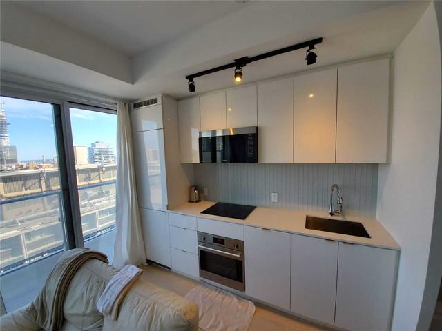 2608 - 7 Grenville St, Condo with 0 bedrooms, 1 bathrooms and 0 parking in Toronto ON | Image 4