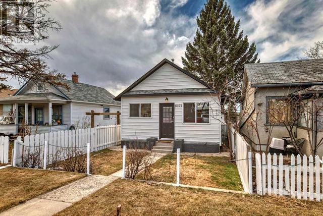 8021 24 Street Se, House detached with 2 bedrooms, 1 bathrooms and 4 parking in Calgary AB | Image 33