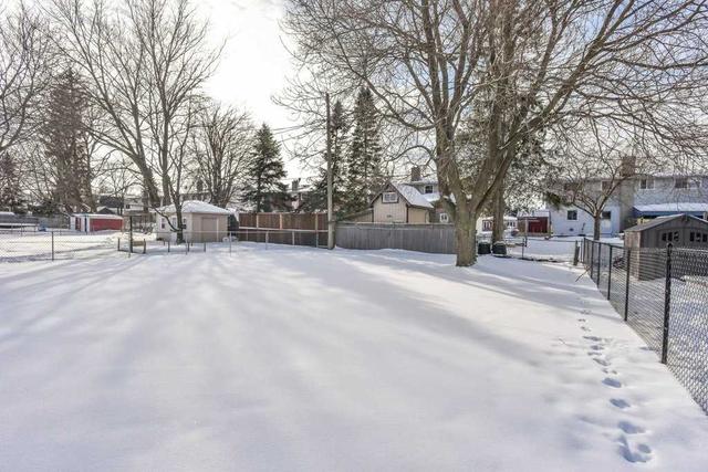 32 Killdeer Rd, House detached with 3 bedrooms, 1 bathrooms and 3 parking in Woolwich ON | Image 24