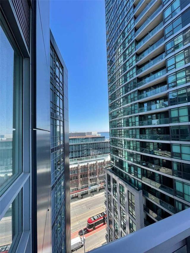 1305 - 15 Bruyeres Mews, Condo with 1 bedrooms, 1 bathrooms and 1 parking in Toronto ON | Image 8