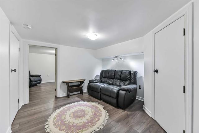 269 London Rd W, House detached with 1 bedrooms, 2 bathrooms and 3 parking in Guelph ON | Image 16