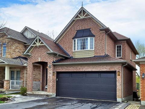776 Colter St, House detached with 3 bedrooms, 4 bathrooms and 6 parking in Newmarket ON | Card Image