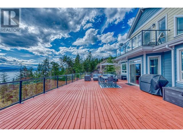 1 - 6919 Barcelona Drive, House detached with 3 bedrooms, 2 bathrooms and 3 parking in Central Okanagan West BC | Image 32