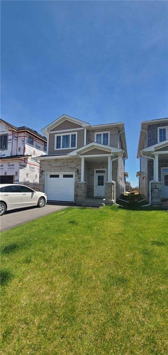 498 Beth Cres, House detached with 3 bedrooms, 3 bathrooms and 3 parking in Kingston ON | Image 4