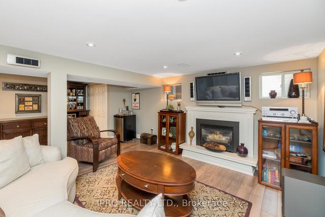 32 River View Dr, House detached with 3 bedrooms, 3 bathrooms and 6 parking in Brampton ON | Image 7