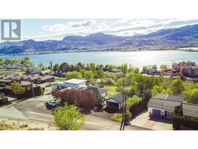 4004 39th Street, House detached with 2 bedrooms, 2 bathrooms and 3 parking in Okanagan Similkameen A BC | Image 78