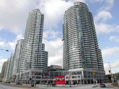 2704 - 8 York St, Condo with 1 bedrooms, 1 bathrooms and 1 parking in Toronto ON | Image 2