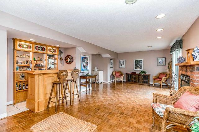 36 Candlelight Crt, House detached with 2 bedrooms, 3 bathrooms and 6 parking in Scugog ON | Image 24