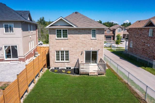 1285 Benson Street St, House detached with 3 bedrooms, 3 bathrooms and 2 parking in Innisfil ON | Image 10