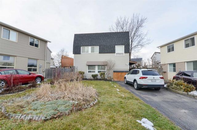 11 Hillgate Dr, House detached with 3 bedrooms, 2 bathrooms and 2 parking in Brampton ON | Image 1