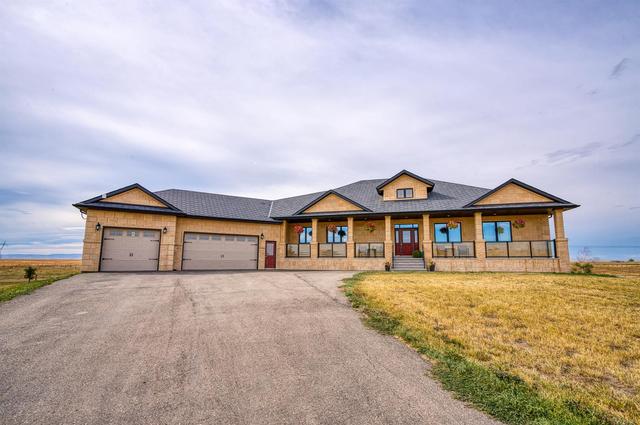 136139 658 Avenue E, House detached with 5 bedrooms, 4 bathrooms and 15 parking in Foothills County AB | Image 1