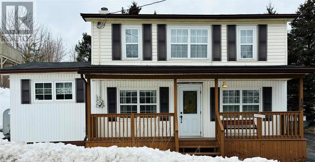 137 Main Road, House detached with 3 bedrooms, 1 bathrooms and null parking in Upper Island Cove NL | Image 2