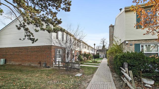 68 - 541 Steeles Ave W, Townhouse with 3 bedrooms, 3 bathrooms and 1 parking in Toronto ON | Image 23