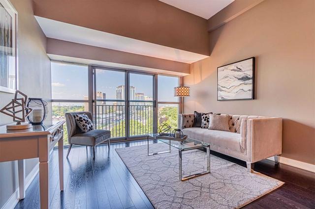 703 - 2 Fieldway Dr, Condo with 2 bedrooms, 2 bathrooms and 1 parking in Toronto ON | Image 7