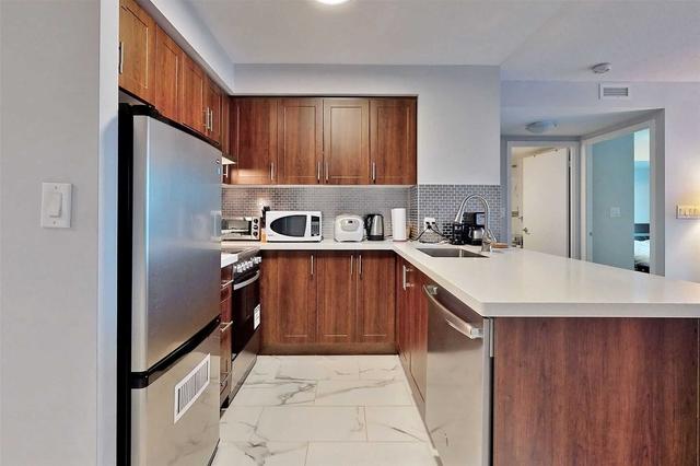 2602 - 36 Lee Centre Dr, Condo with 2 bedrooms, 1 bathrooms and 1 parking in Toronto ON | Image 16