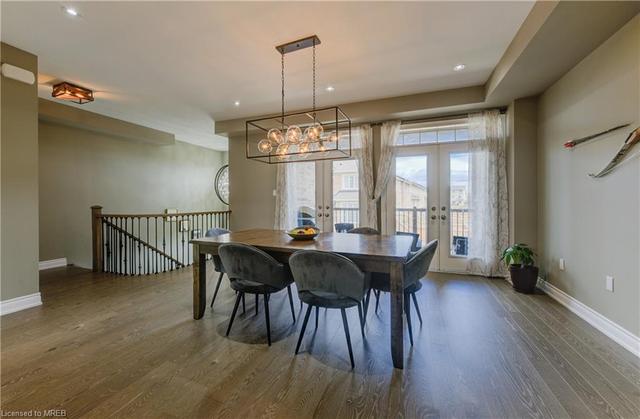 3077 Postridge Drive, House attached with 4 bedrooms, 3 bathrooms and 2 parking in Oakville ON | Image 13