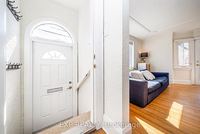 79 Cleveland St, House semidetached with 3 bedrooms, 1 bathrooms and 1 parking in Toronto ON | Image 34
